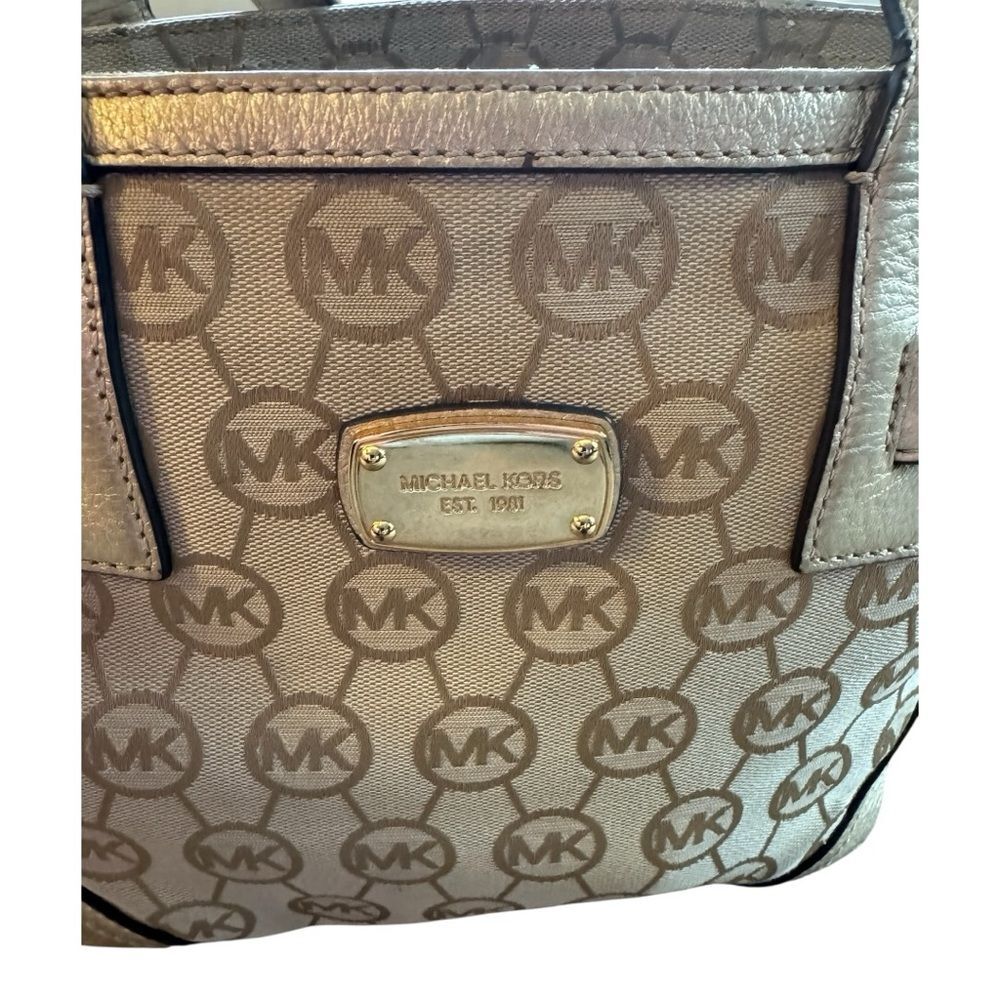 Michael Kors Small Monogrammed Leather Tote featuring the brand's signature logo - Picture 2 of 8
